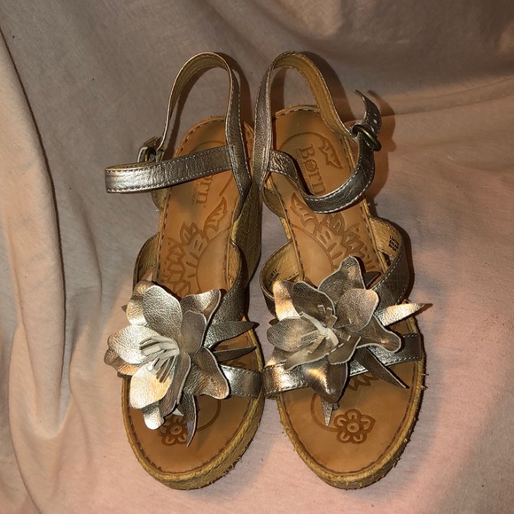 Born wedge 8 - Picture 1 of 7